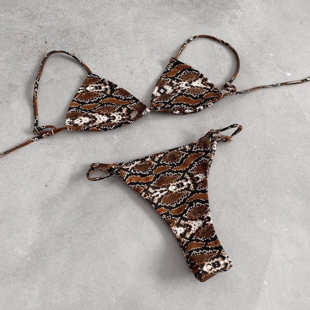 NWT ALFA Swimwear Small Viper Lagos Bikini (Top Only)